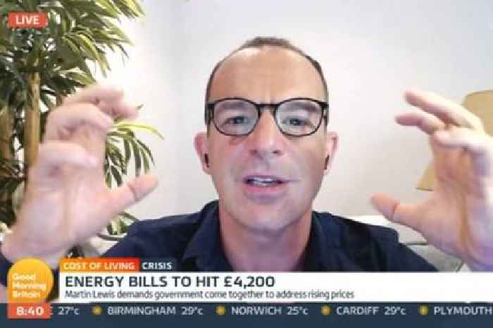 Martin Lewis says fixed tariff energy bills may work out cheaper
