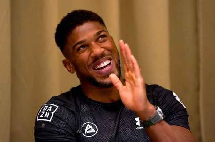 How much does Anthony Joshua get paid?
