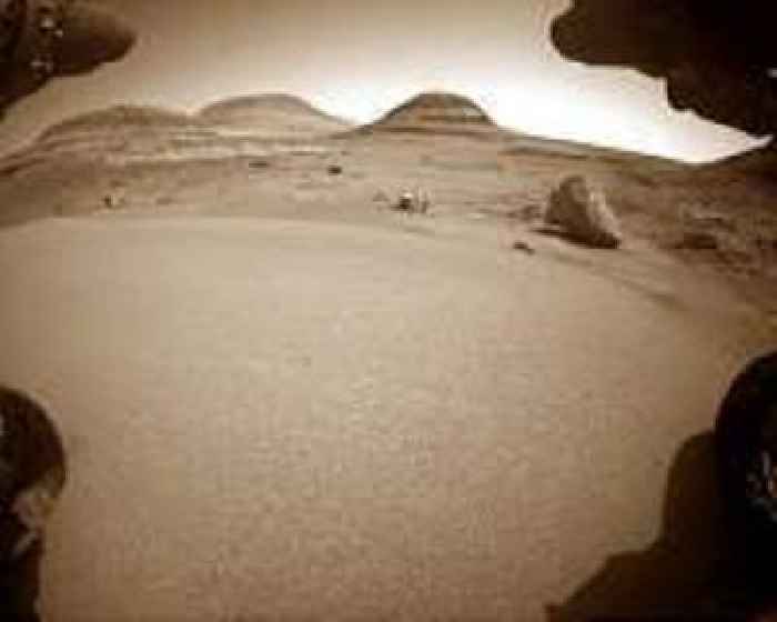 Curiosity Versus the Sand Again: Sols 3566-3567