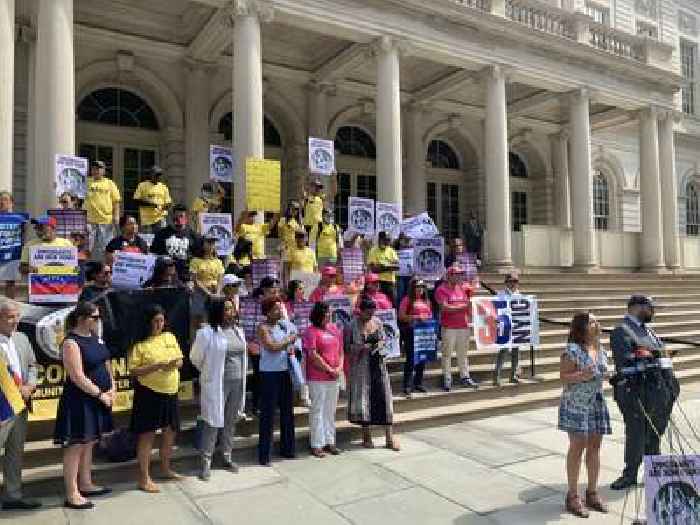 NY immigrants advocacy groups say $40 million needed to help asylum seekers