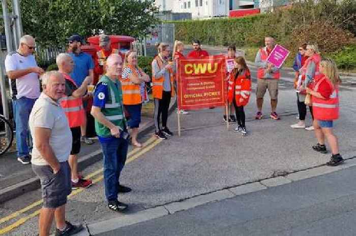 Goole postal workers on strike say public support is 'better than ever'