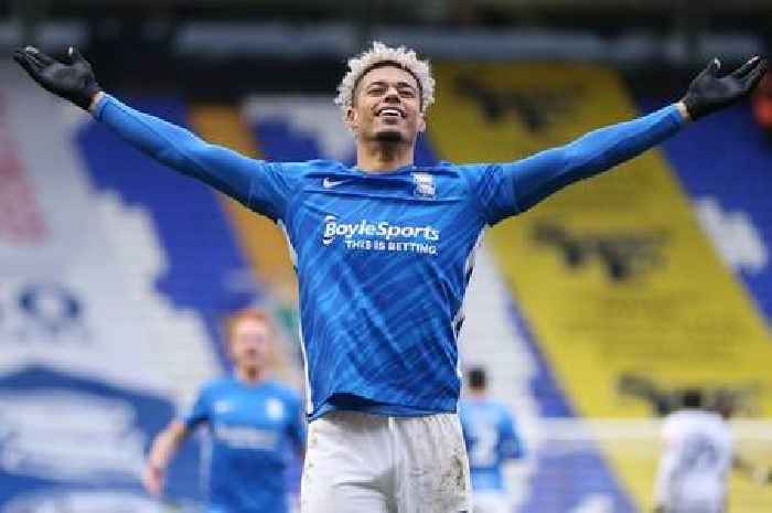 Free agent 'signing' for rivals as Birmingham City boss answers Lyle Taylor transfer question