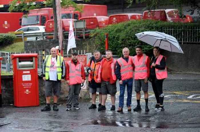 Royal Mail workers in Paisley picket Underwood Road depot for 