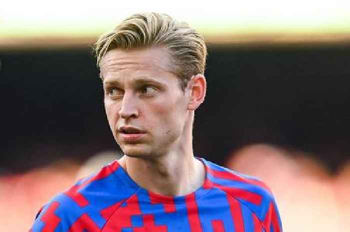 Why Frenkie de Jong is flying to London amid Man Utd, Liverpool and Chelsea transfer links