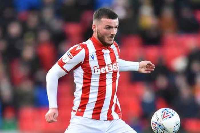 Stoke City defender Tom Edwards set to swap New York for League One