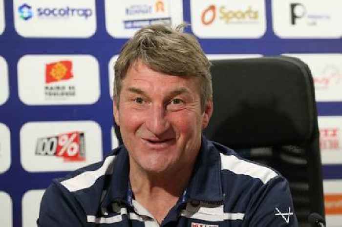 Tony Smith declares interest in Hull FC job following Brett Hodgson's sacking