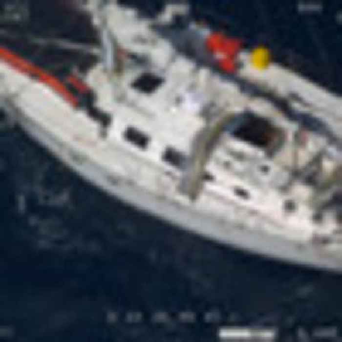 Australian ocean rescue mission underway for two New Zealand sailors on damaged yacht