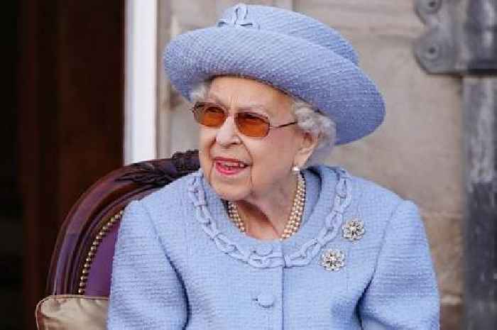 Gary Lineker and Michael Owen lead football's tributes to The Queen after death aged 96