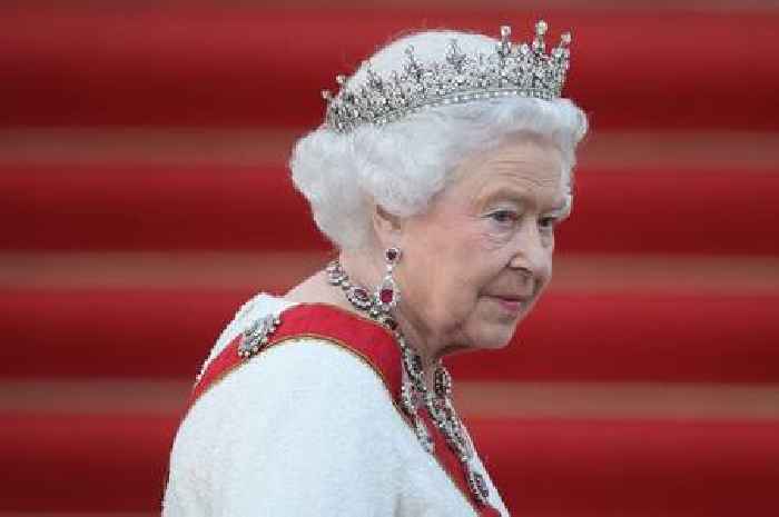 BBC journalist apology after announcing Queen was dead