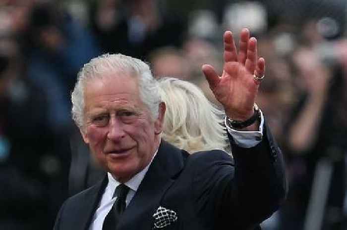 King Charles arrives at Buckingham Palace for first time as Monarch after Queen dies