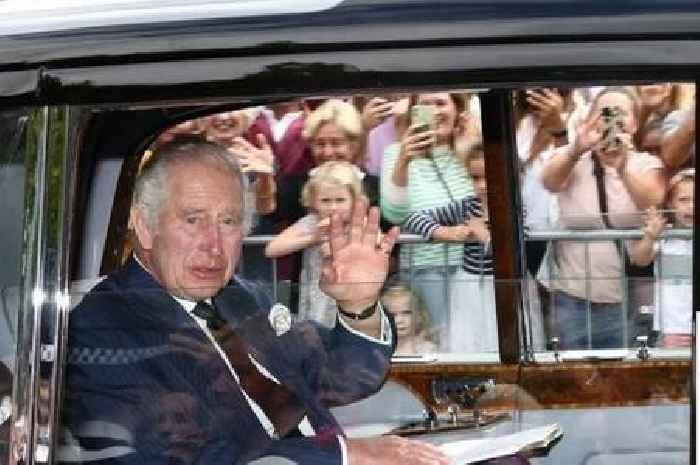 King Charles III fights back tears as well-wishers welcome him to Buckingham Palace