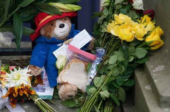 Crowds asked to stop leaving Paddington Bears and marmalade sandwich as tributes for The Queen