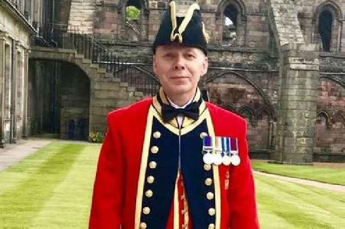 EXCLUSIVE: Lanarkshire trumpeter in King's proclamation delivers fanfare as Queen's coffin arrives at St Giles' Cathedral