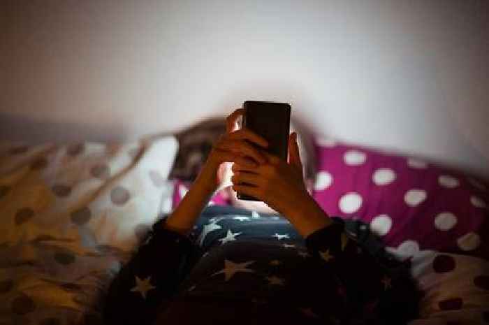 'Terrifying' social media obsession is robbing primary school children in Leicester of healthy sleep