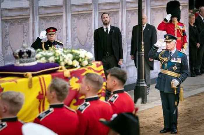 DWP issues benefits payment change warning due to Queen's funeral