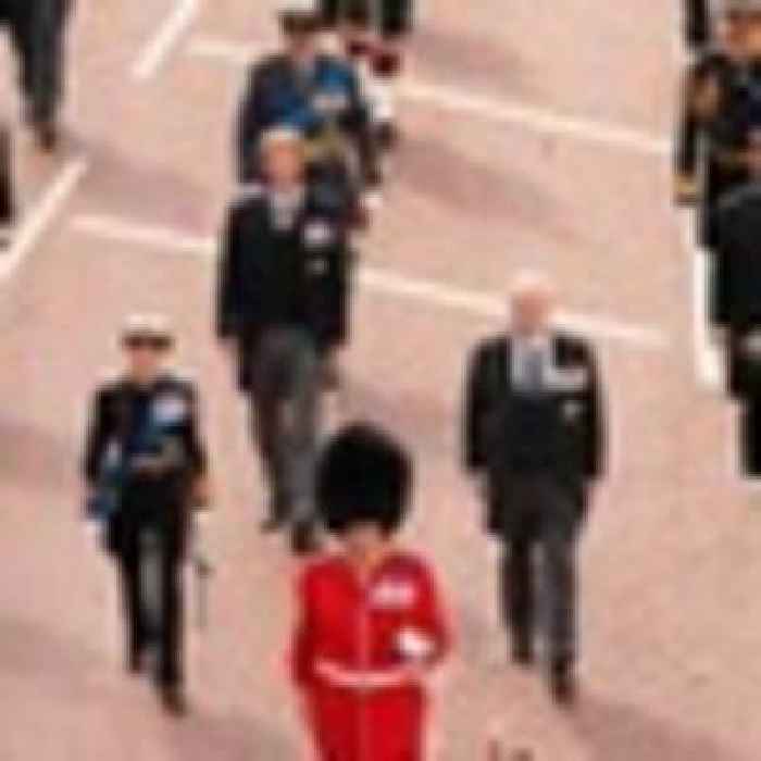 Queen Elizabeth death: Prince Harry photos sum up King Charles' failings