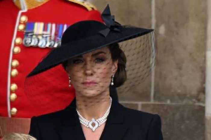 Kate Middleton's subtle gesture saw her hold back tears at Queen's funeral, says expert