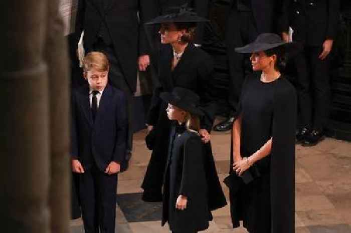 Prince Harry and Meghan Markle arrive at Queen's funeral dressed in black