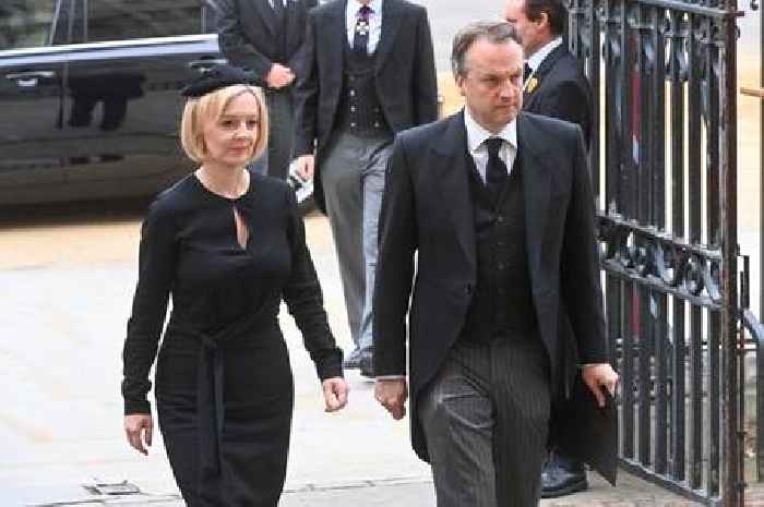 Australian journalists don't recognise Liz Truss while covering Queen's funeral