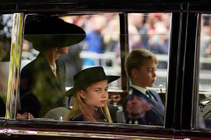 The 'impeccably dignified' way Prince George and Princess Charlotte said  goodbye to their Gan Gan