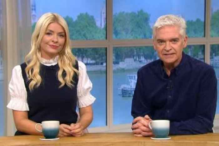 This Morning star Holly Willoughby won't quit amid 'queue jumping' backlash