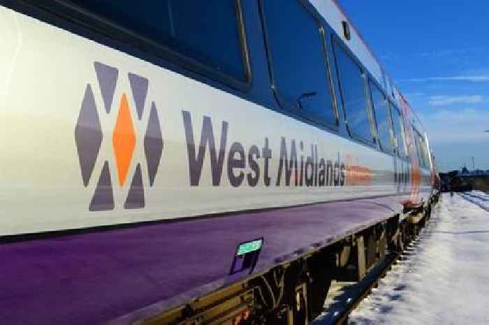 Train lines between Dorridge and Birmingham Snow Hill blocked due to 'police incident'