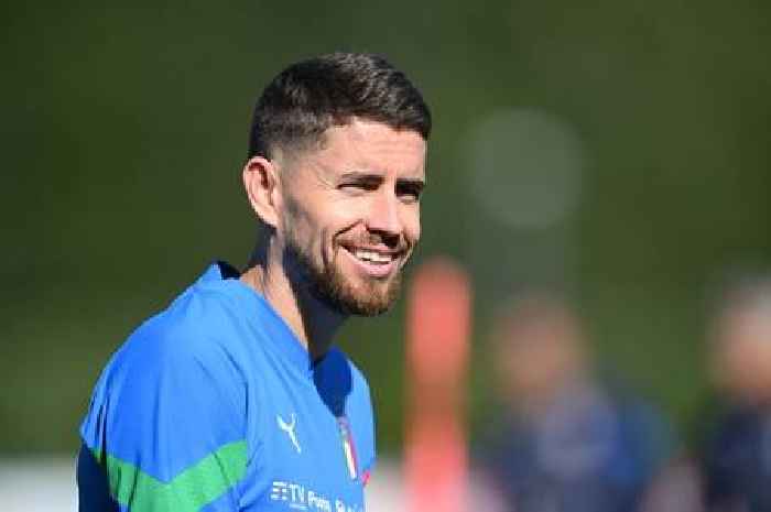 Jorginho wants 'priority' Graham Potter talks at Chelsea as  Barcelona contract truth emerges