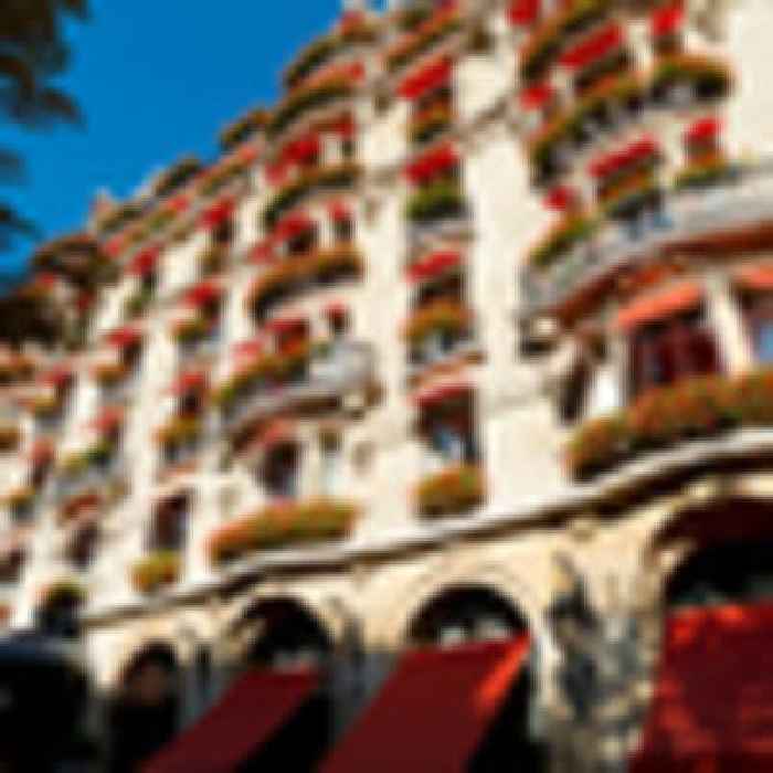 Hotel Review: Luxury Paris hotel Hotel Plaza Athenee on Avenue Montaigne