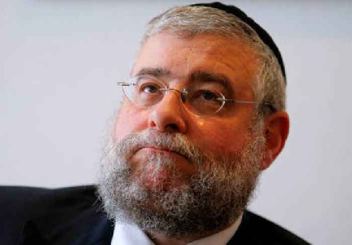 Ex-Moscow chief rabbi is the face of Russian-Jewish resistance to Putin