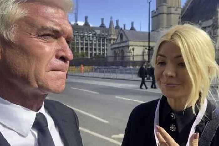 Holly Willoughby and Phillip Schofield were 'not on media list' to see the Queen lying in state according to new source