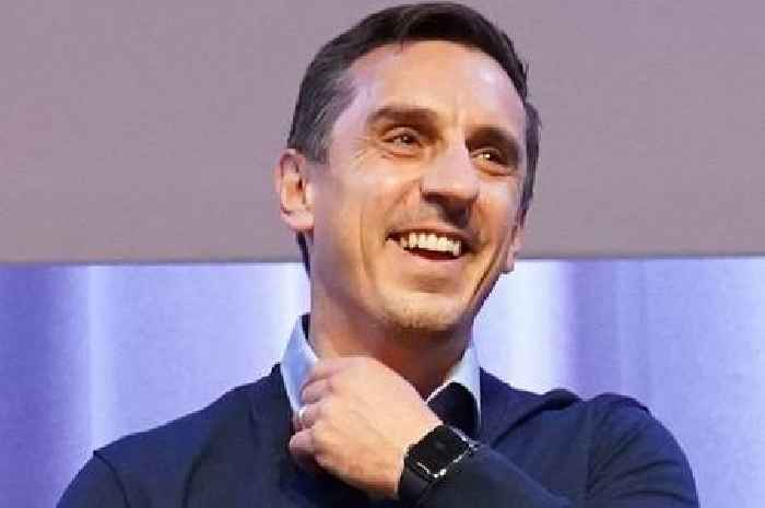 Gary Neville slams Liz Truss as pound crashes 'lower than my reputation in Liverpool'