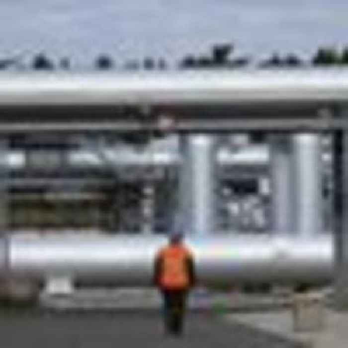 'Danger to ships' as gas leaks from Nord Stream 2