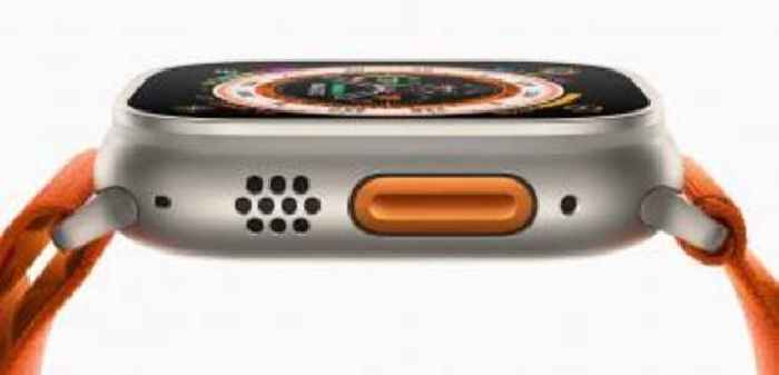 Apple Watch Ultra Proves Tougher Than a Table When Hit With a Hammer