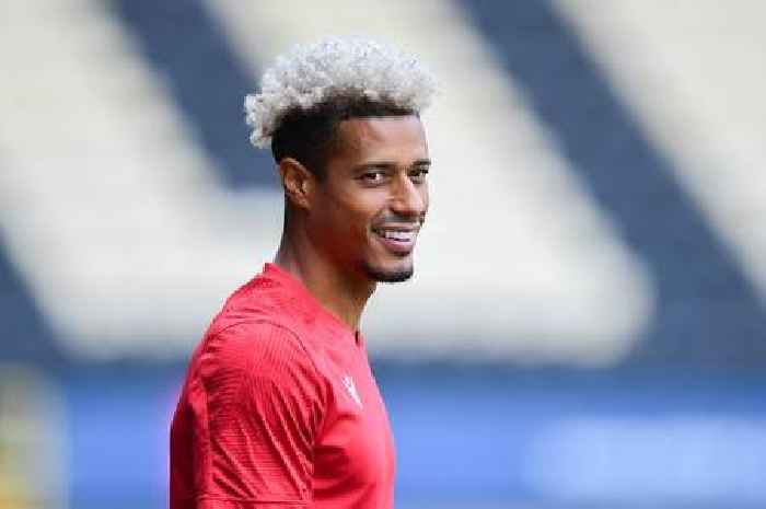 Lyle Taylor sends cryptic message after Nottingham Forest decision