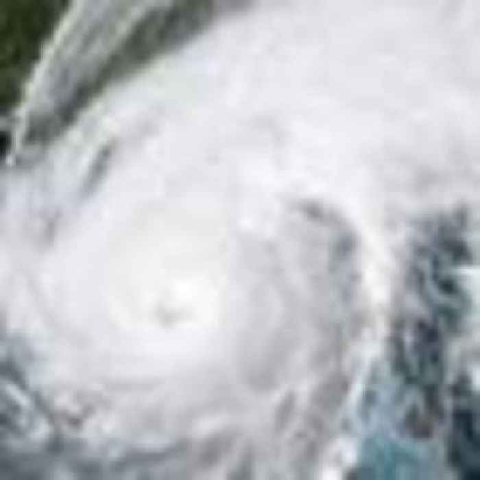 'Catastrophic' Hurricane Ian bears down on Florida