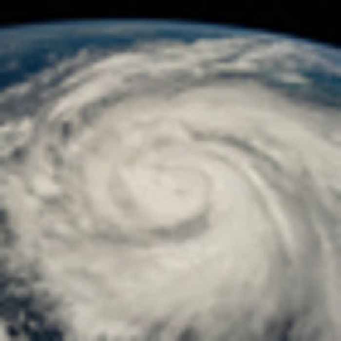 'Nasty, nasty two days': Hurricane Ian bears down on Florida with 250km/h winds