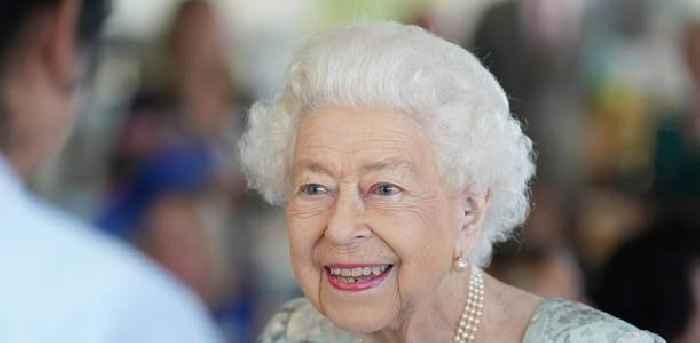 Queen Elizabeth's Cause & Time Of Death Revealed 3 Weeks After Her Passing