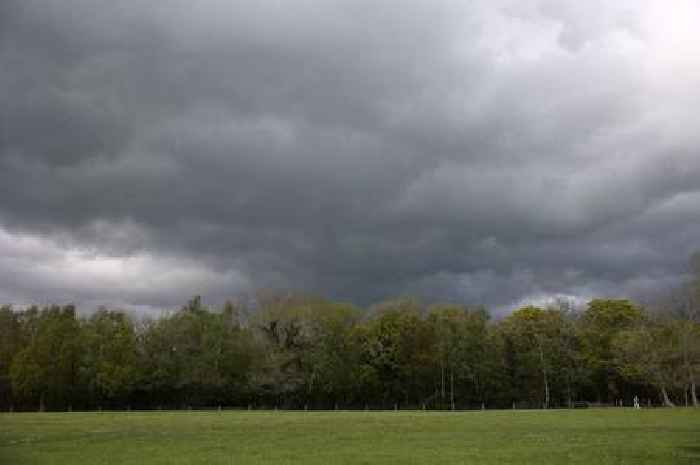 Hertfordshire weather: Temperatures plunge to 6C as showers threaten damp picture - today's Met Office forecast
