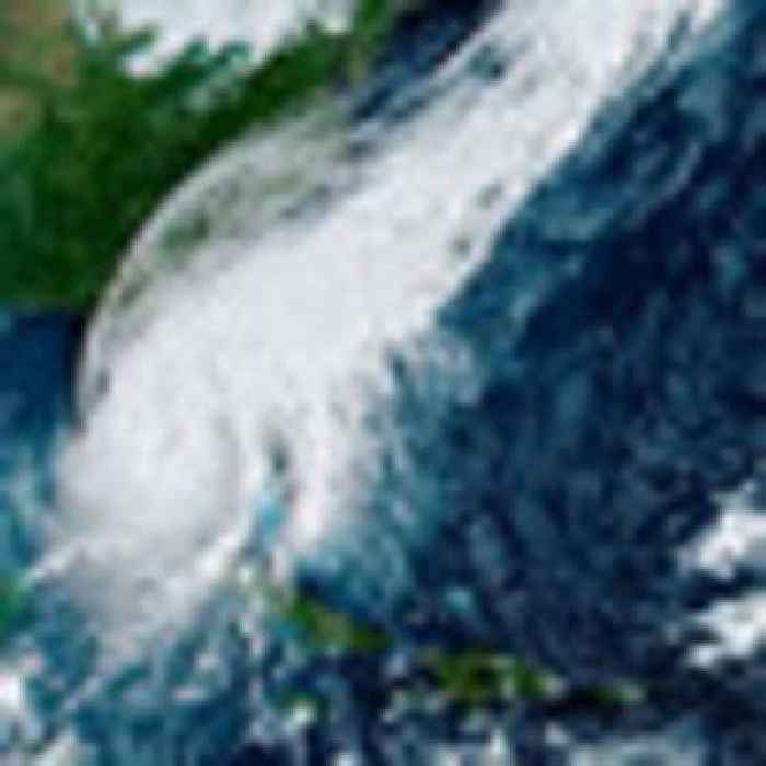 Hurricane Ian: Fears 'hundreds' dead following Florida storm