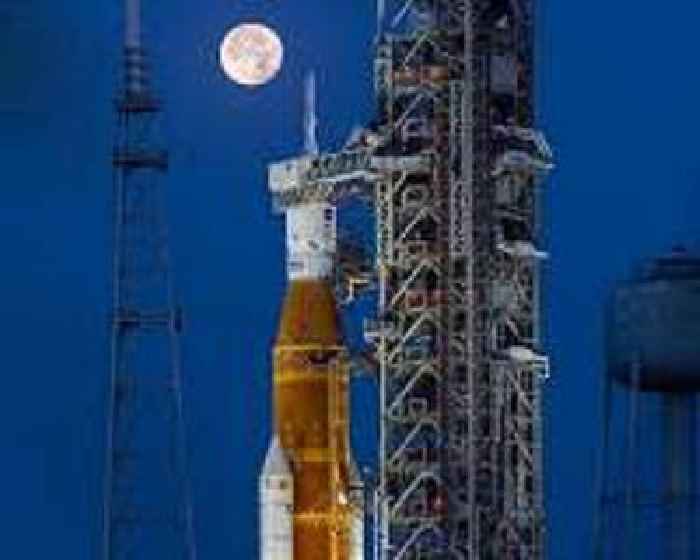 NASA eyes November for launch attempt of Moon rocket