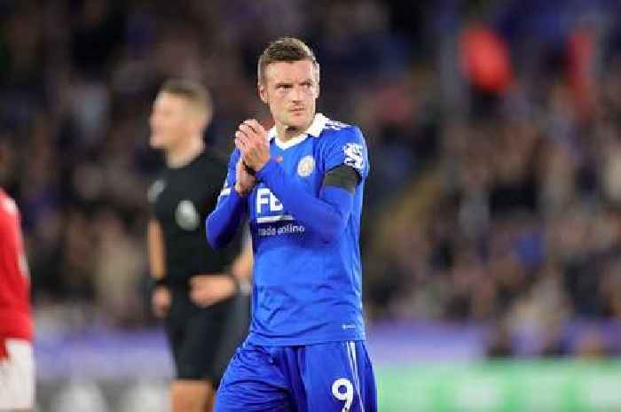 Jamie Vardy says 'thank you' after Leicester City beat Nottingham Forest