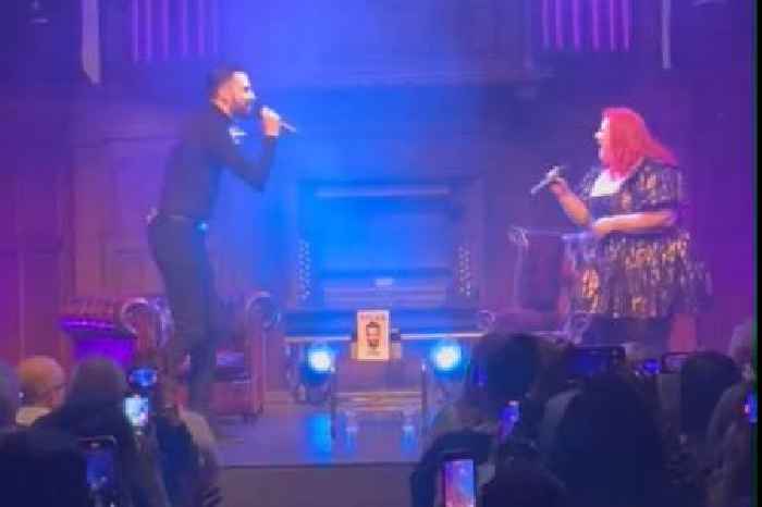 Rylan and Michelle McManus perform 'All This Time' together at Glasgow book signing