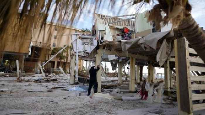 Hurricane Ian Victims Scramble For Aid As Death Toll Hits 127