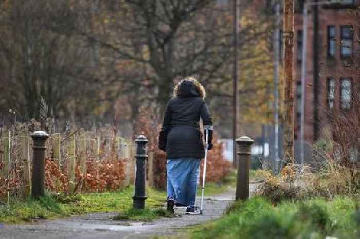 Poverty throttling life out of Scotland as life expectancy falls
