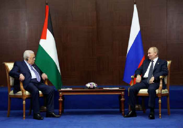 Palestinian leader does not trust America but happy with Russia