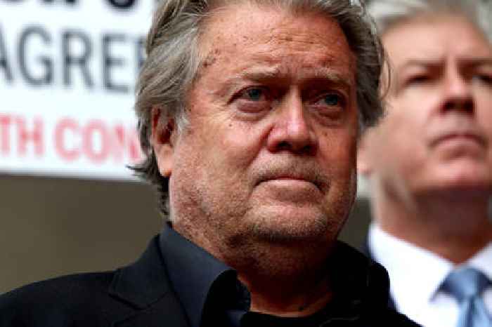 JUST IN: Federal Prosecutors Want to Jail Steve Bannon For Six Months