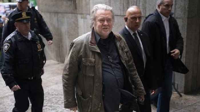 Justice Department Recommends 6-Month Sentence For Steve Bannon