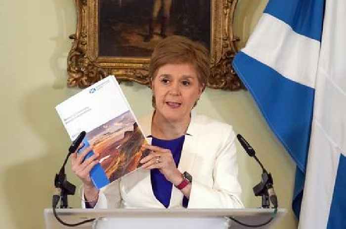 Nicola Sturgeon to lay out economic and currency plans for independent Scotland