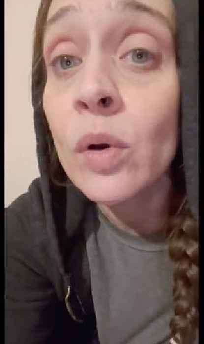 Avid Court Watcher Fiona Apple Shares Video Message About Breach Of Constitutional Rights: “It Really Seems Like They’re Retaliating Against Us”