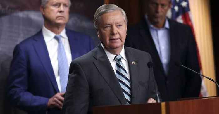 Justice Thomas Temporarily Halts Sen. Graham’s Georgia Election Probe Testimony